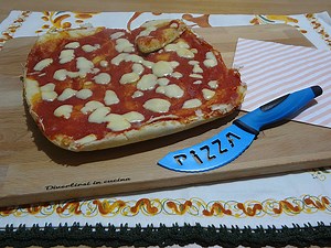 Pizza velocissima in padella | Divertirsi in cucina