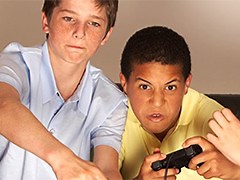 Parents 'could be reported to police' for letting kids play 18-rated games - VideoGamer