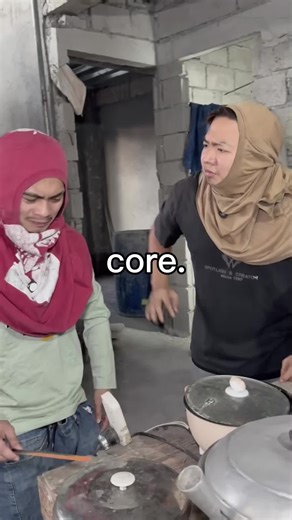 Exploring Malupiton Core: New Year’s Resolutions and Humor