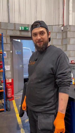 VW is not safe 😳 VW Amarok in for a full service 🦾 #volkwagen #vw #ford #fordranger #vwamarok #mechanic #engine #huntingdon #mechaniclife #foryou #fyp | The Car Edition Ltd