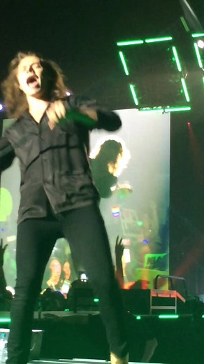 I wish I had literally one single memory but I blacked out #onedirection #harrystyles #lhh #longhairharry #1d #BetheReasonVisa #fyp