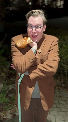 My weird neighbor went trick or treating