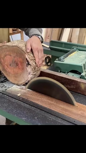Reckless Wood Cutting Maneuvers of Carpenters Master | Part 1