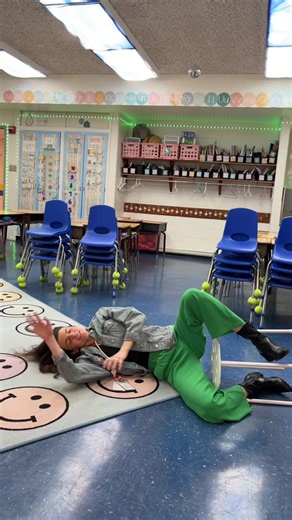 teacher jokes 🪑 #fyp #foryoupage #teacherjokes #teachersoftiktok #teacherlife