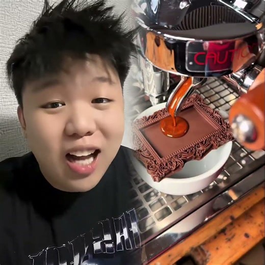 I DON'T WANT TO PLAY WITH FIRE EXPLOSIONS AT 12 AM 😭