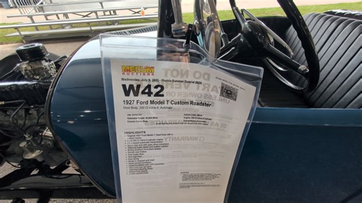 W42 - 1927 Ford Model T Custom Roadster