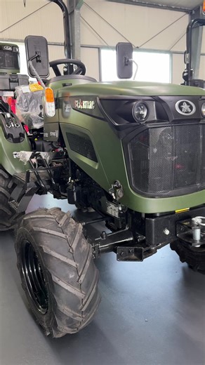 Startrac 263: Mini Bagger für Landwirtschaft und Bau