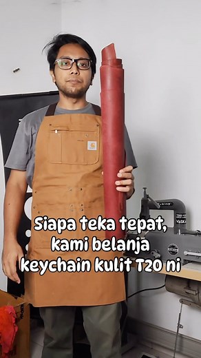 CONTEST Teka & Menang Keychain Kulit T20❗️ Teka harga sekeping kulit ini. Seorang teka satu kali sahaja. Kalau teka dua kali kami kira disqualified hahaha 🤣 Admin bagi klu lah supaya anda senang teka. Atas 300 bawah 1000 Tak ada sen sen. Akan ada dua pemenang untuk contest kali ini Lesgo ! | vaska.my