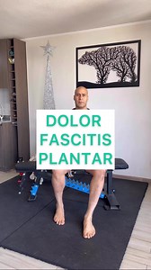 Prueba estos ejercicios para aliviar la fascits plantar. E incluso si te duelen los pies. También lo recomiendo si usan tacones o te duelen los pies. 👣 Recuerda realizarlo de 3-4 series de 8-10 Repeticiones cada ejercicio. Coméntame si te han ayudado! Te leo en los comentarios. #fascitisplantar #dolordeespalda #dolordepies | Oliver Muñoz