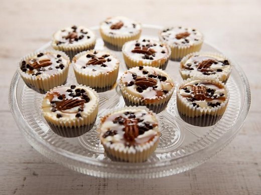 Mini Chocolate-Pecan-Caramel Cheesecakes