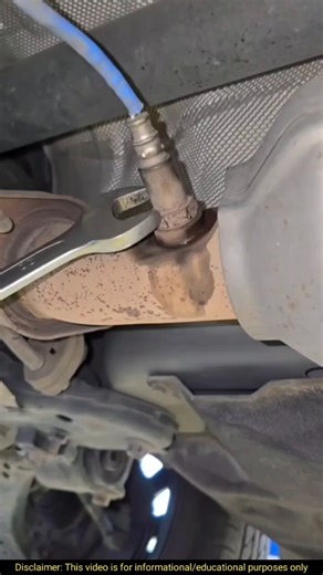 Oxygen Sensor Cleaning Guide 🔧🚗 #shortsfeed #automobile #mechanic #usa