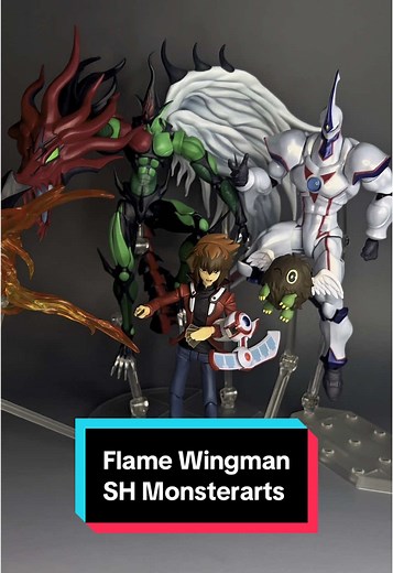 Unboxing do Flame Wingman da SH MonsterArts