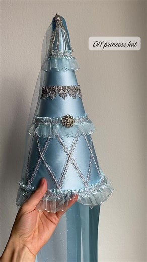 DIY Princess Hat for Renaissance Faire Crafting