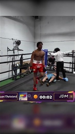 BRUTAL ONE-SHOT KNOCKOUT #boxing #fighter #knockout