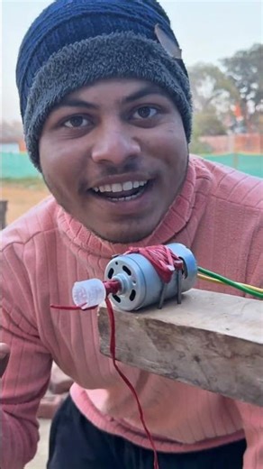 Kya motor aur battery se crane ban sakti hai? 😱⚙️ #CrazyIndian.