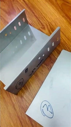 fully enclosed ss cable tray with cover 304 or 316 metal cable trough