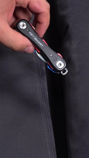 Get rid of the clutter with KeySmart iPro  #keysmart #keysmartipro #minimalism #keyorganizer #keychain #amazonfinds #lifehack #essentials | KeySmart | Facebook