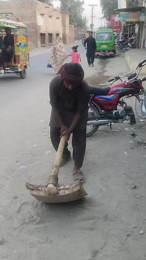 Street Sweeping Techniques in Busy Urban Areas