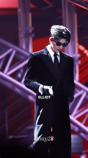 Zhang Linghe: A Rising Star in Chinese Drama