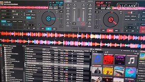 como conectar una fuente extra de audio o audífonos para virtual dj en mi computadora | Dj C-Mix