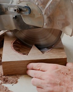 460K views · 294 reactions | Stunning Wooden Plate Carving | Handy Panda | Facebook