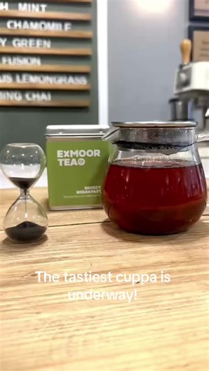What’s the perfect brew time for tea? There’s no single right answer here, it all depends on the type of tea you’re making and how you like to drink it. As a general rule, most teas’ brewing time sit somewhere between 3 and 5 minutes. Black teas might tend to need a shorter brew, while lighter herbal and fruit blends usually benefit from a little more time to fully release their flavour. On our website, we share a recommended brew time as part of each tea’s product description, which is a helpfu