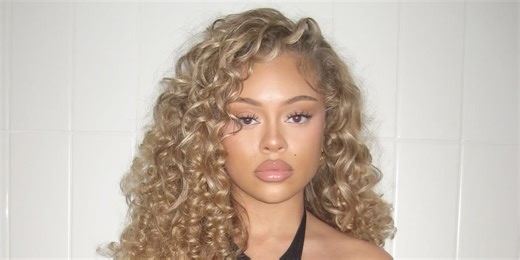 What Is a Flip-Over Sew-In? Hairstylists Explain the Versatile Protective Style