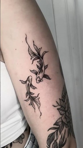 🐟 Elegant Koi Fish Upper Arm Tattoo | Fine Line Black & Grey Ink 🐟