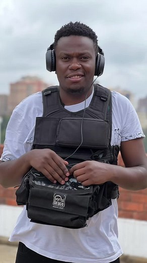 Professional Location Sound Mixer using Sennheiser MKH416 and Sound Devices 633