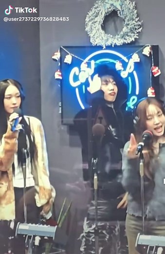 (Deleted Clip) 올데이 프로젝트 라이브 - 삭제된 클립 / Allday Project Live Performance - Look At Me #올데이프로젝트 🐘🐘🐘 #adp #lookatme #alldayproject