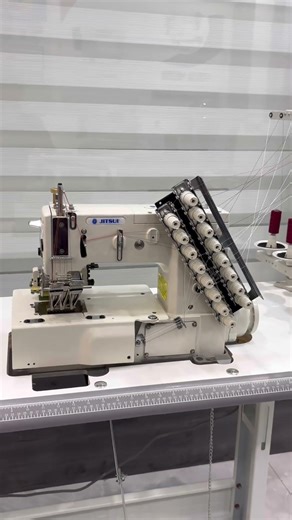 Jitsui 8 Needle tape attaching sewing machine🪡♥️ #sewingmachine #sewing #ytshortsindia #industrial