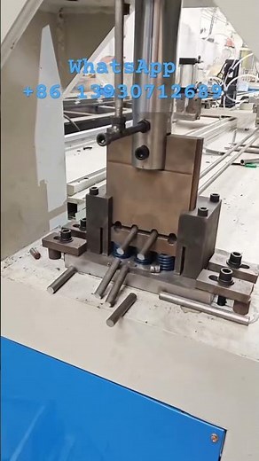 Fully automatic single station hydraulic round bar punching machine, manufactured in China.