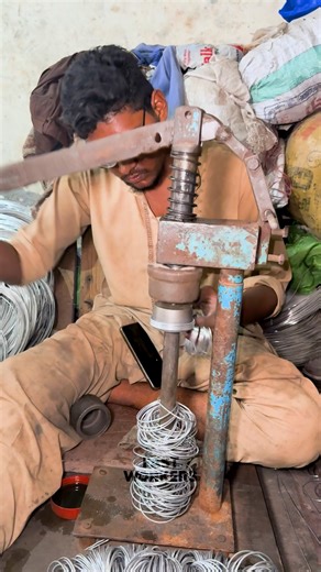 Fast Workers on Instagram: "How Perfect Steel Bangles Are Made!"