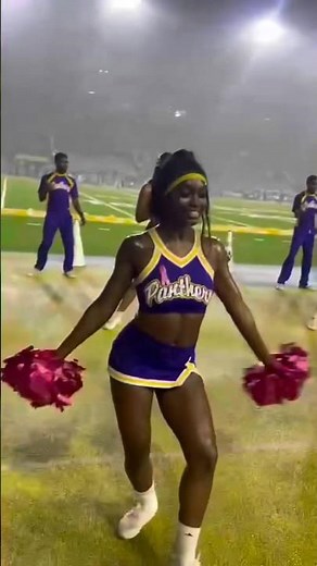 PVAMU Cheerleaders ☔️ 💧🌂🌧️
