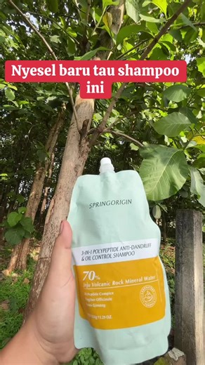 Atasi Rambut Rontok dengan Shampoo Terbaik