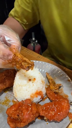 Ganito ba huling kain mo ng chicken wings 🤭😋🤤QUALITY & QUANTITY 💯 Dare to compare. Order yours now! #grabfood #grabfoodchickenmeals #foodpandachicken #chickntails | Chick ‘N Tails