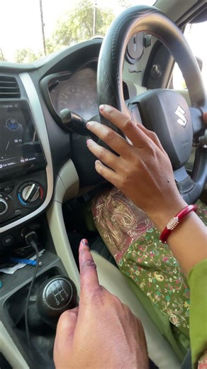 Clutch brake Accelerator me foot position Kesi honi chahiye #shorts #shortsvideo