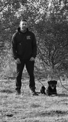 🐾 1-1 Solo Walks | Training | Daycare | Boarding 🐾 📍Bredbury, Stockport 🙏Offering personalised care for your dog — perfect for working line dogs/pups who need focused attention or quieter walks🐕✨ ❄️ Winter slots are limited! Secure your space now for peace of mind this season🥶 ℹ️Professional, reliable, and tailored to your dog’s needs💪❤️ 🔥1st walk half price 🔥Free meet & greets 🏡7am-7pm Daycare & Overnight boarding availability ✅Police dog handling background ✅SMBC licence ✅DBS checked