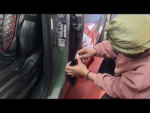 She Said Car Wrapping is Very Simple