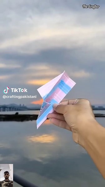 😎 paper plane #ti̇ktok #fyp #germany #papercrafting #paperplanetutorial #tiktokviral #papercraft #aroplane #craft @VVV REVIEW @origami world @paper_plane_2 @crafting Pakistani