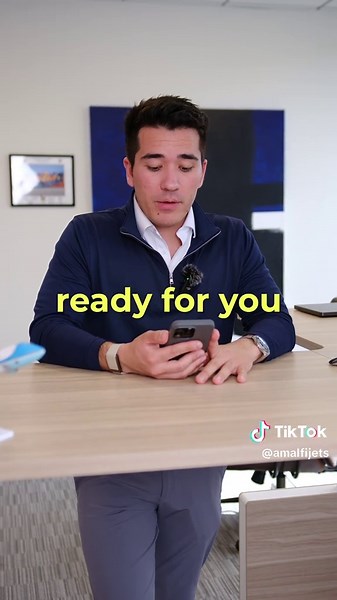 Flirty Note from a Private Jet Pilot