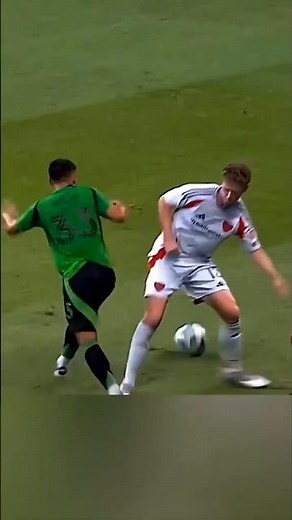 learn this viral skills #foryou #football #shortvideo 🔥⚽