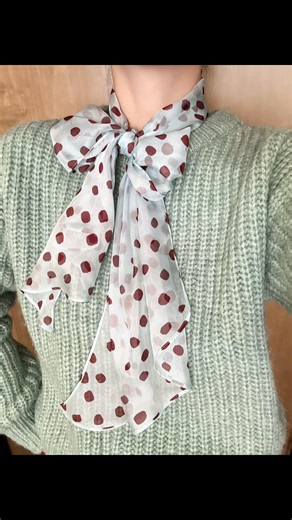 Perfect Scarf Bow Tutorial for Office & Workwear 💼
