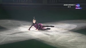 Elena Radionova's exhibition "Zombie Dance" will be always one of my favorites. It is so original and at the same time so sweet! I really love her costume! 🖤😇 She was just 14 years old at this time and still in her junior years. In the same season she made her senior international debut, winning a bronze and a silver medal at both grand prix events, qualifying for the GPF where she finished fourth. Later the season she was awarded with the gold medal at junior worlds, breaking the junior-level