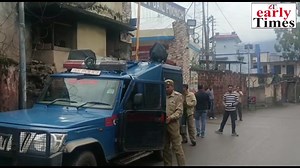 NIA raids Jammu and Kashmir's border district Poonch in terrorism related cases Poonch: National Investigation Agency (NIA) raided a house in Poonch's khanetar during a search operation against OGWs of various terrorist organizations in connection with a terrorism case on Tuesday morning. | Early Times