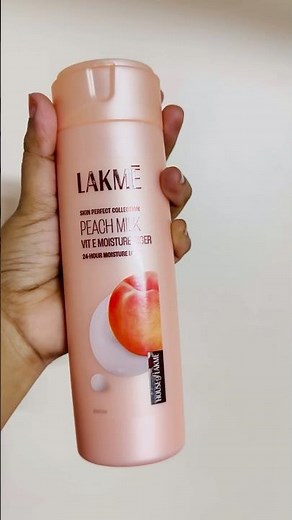 New packaging lakme peach 🍑 milk moisturizer review with demo on skin #lakme #moisturizer#review