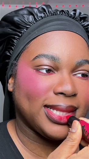 Pretty glossy red lip combo for WOC