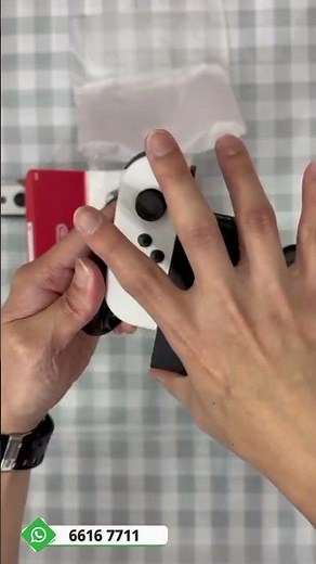 Nintendo Switch Joy-Con Charging Grip - in Qatar