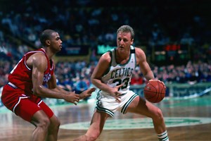 Larry Bird Hilariously Blasted Charles Barkley: "You Guys Are Putting A White Guy On Me. That's Disrespectful." - Fadeaway World