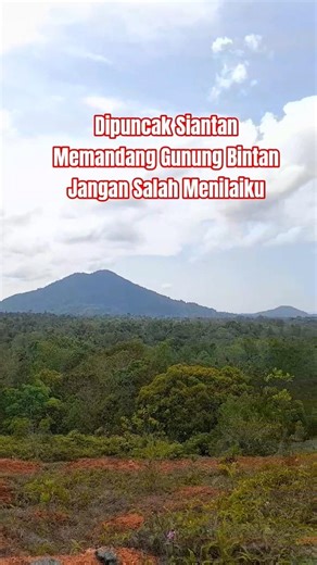 At the peak of Siantan. Don't judge me wrongly.